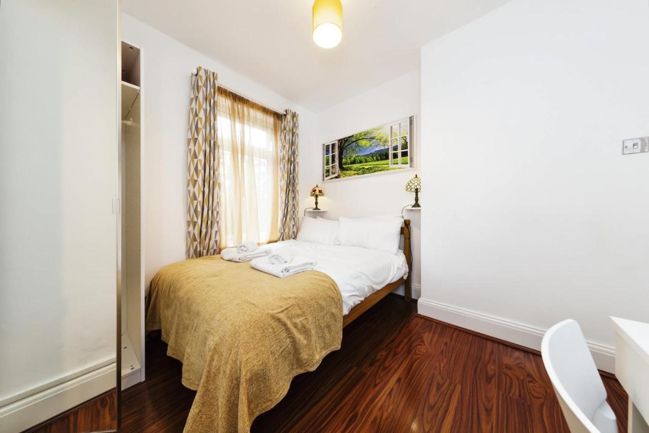 Your Chic 3Br Home Comfort And Style In London Exterior foto